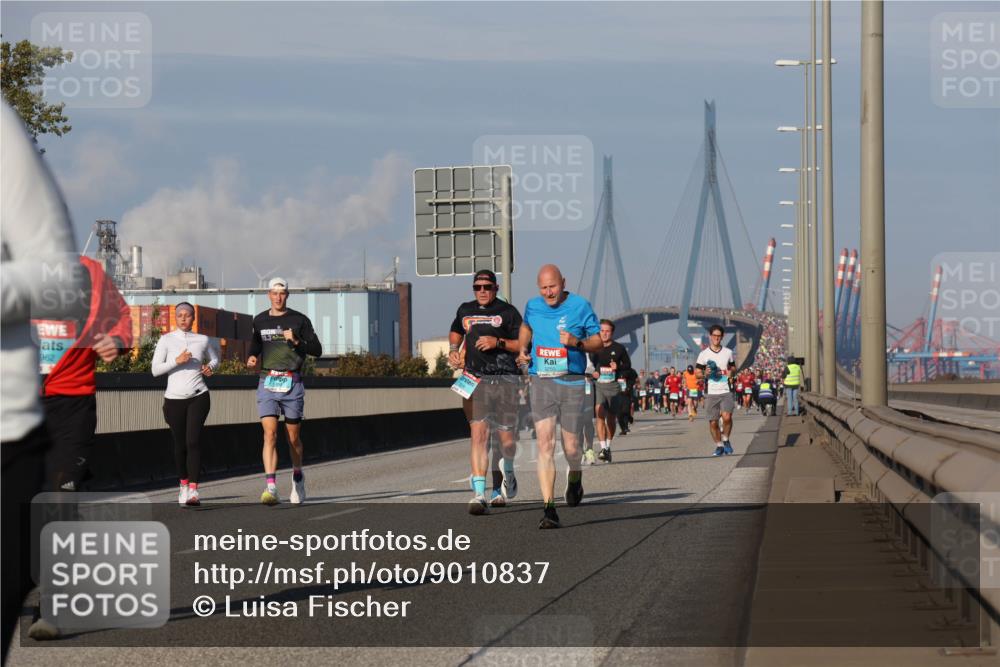 03.10.2025 - Köhlbrandbrückenlauf Luisa Fischer http://msf.ph/oto/9010837 03.10.2025 10:53:00 Position 3 962 meine-sportfotos.de
