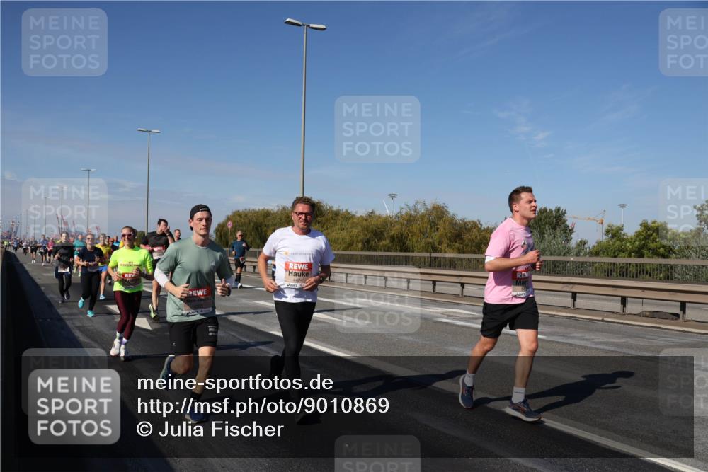 03.10.2025 - Köhlbrandbrückenlauf Julia Fischer http://msf.ph/oto/9010869 03.10.2025 12:57:24 Position 3 4474 meine-sportfotos.de