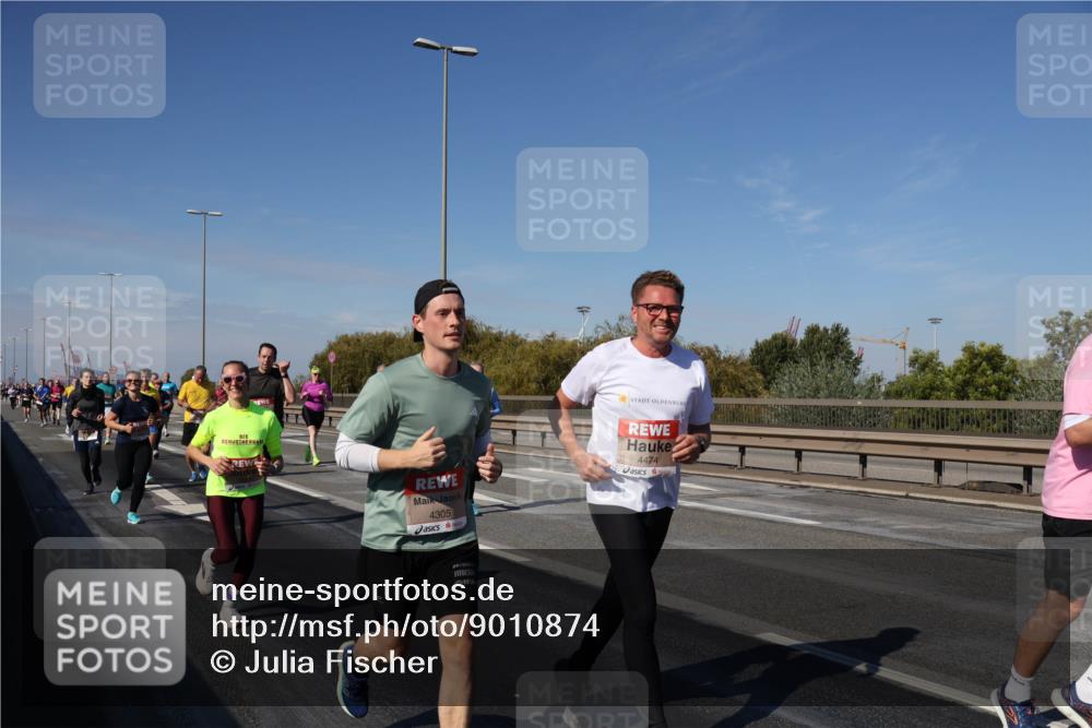 03.10.2025 - Köhlbrandbrückenlauf Julia Fischer http://msf.ph/oto/9010874 03.10.2025 12:57:24 Position 3 4305, 4474 meine-sportfotos.de