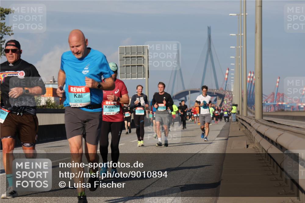 03.10.2025 - Köhlbrandbrückenlauf Luisa Fischer http://msf.ph/oto/9010894 03.10.2025 10:53:05 Position 3 3250, 1384 meine-sportfotos.de