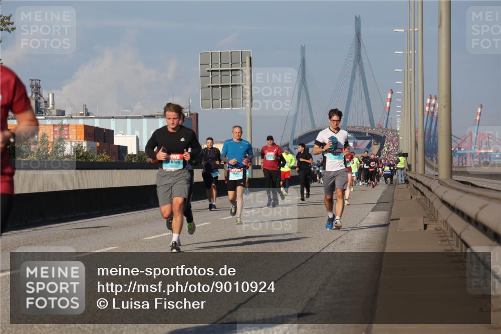03.10.2025 - Köhlbrandbrückenlauf Luisa Fischer http://msf.ph/oto/9010924 03.10.2025 10:53:08 Position 3  meine-sportfotos.de