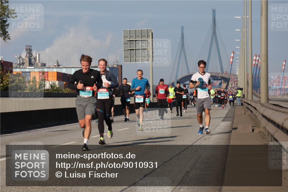 03.10.2025 - Köhlbrandbrückenlauf Luisa Fischer http://msf.ph/oto/9010931 03.10.2025 10:53:09 Position 3 1402 meine-sportfotos.de