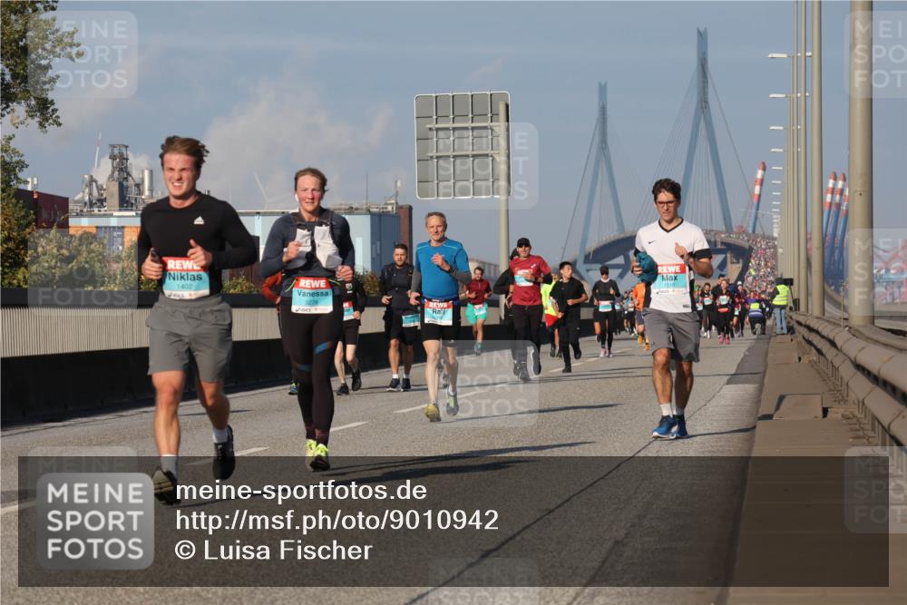 03.10.2025 - Köhlbrandbrückenlauf Luisa Fischer http://msf.ph/oto/9010942 03.10.2025 10:53:10 Position 3 1402, 3278, 1516 meine-sportfotos.de