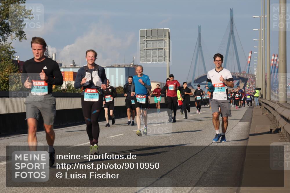 03.10.2025 - Köhlbrandbrückenlauf Luisa Fischer http://msf.ph/oto/9010950 03.10.2025 10:53:10 Position 3 1402, 3278, 1516 meine-sportfotos.de