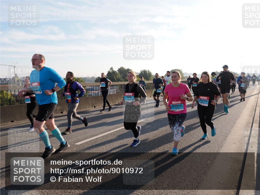 03.10.2025 - Köhlbrandbrückenlauf Fabian Wolf http://msf.ph/oto/9010972 03.10.2025 09:22:03 Position 3 1821, 3239, 2118 meine-sportfotos.de