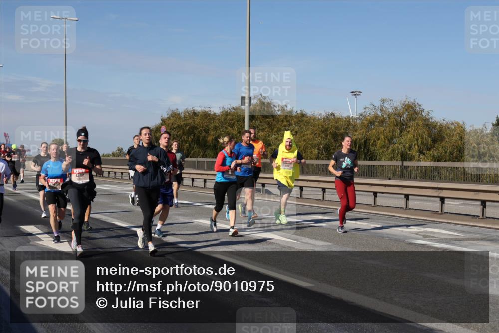 03.10.2025 - Köhlbrandbrückenlauf Julia Fischer http://msf.ph/oto/9010975 03.10.2025 12:57:48 Position 3 6487 meine-sportfotos.de
