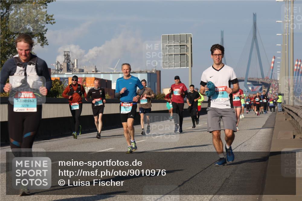 03.10.2025 - Köhlbrandbrückenlauf Luisa Fischer http://msf.ph/oto/9010976 03.10.2025 10:53:13 Position 3 516, 3278, 1319 meine-sportfotos.de