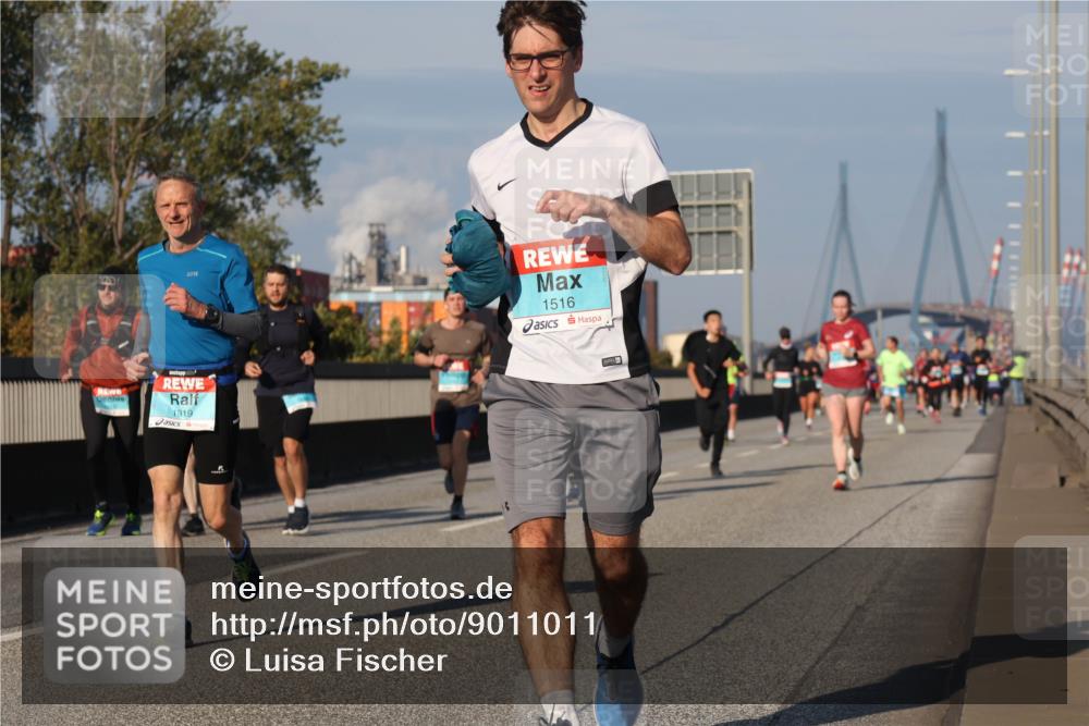 03.10.2025 - Köhlbrandbrückenlauf Luisa Fischer http://msf.ph/oto/9011011 03.10.2025 10:53:16 Position 3 1319, 1516 meine-sportfotos.de