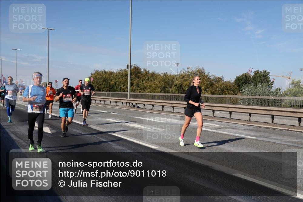 03.10.2025 - Köhlbrandbrückenlauf Julia Fischer http://msf.ph/oto/9011018 03.10.2025 12:57:54 Position 3  meine-sportfotos.de