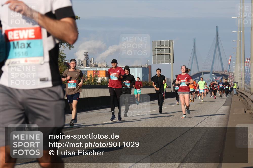 03.10.2025 - Köhlbrandbrückenlauf Luisa Fischer http://msf.ph/oto/9011029 03.10.2025 10:53:17 Position 3 1516 meine-sportfotos.de
