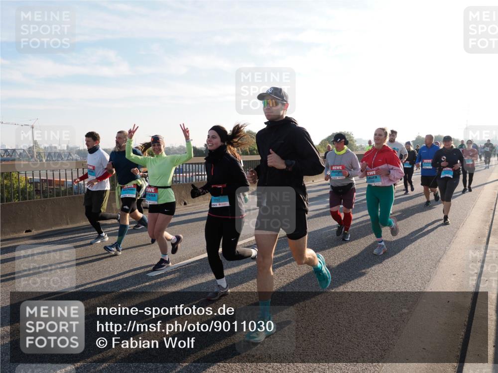 03.10.2025 - Köhlbrandbrückenlauf Fabian Wolf http://msf.ph/oto/9011030 03.10.2025 09:22:05 Position 3 3792 meine-sportfotos.de