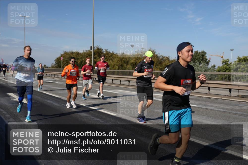 03.10.2025 - Köhlbrandbrückenlauf Julia Fischer http://msf.ph/oto/9011031 03.10.2025 12:57:57 Position 3  meine-sportfotos.de