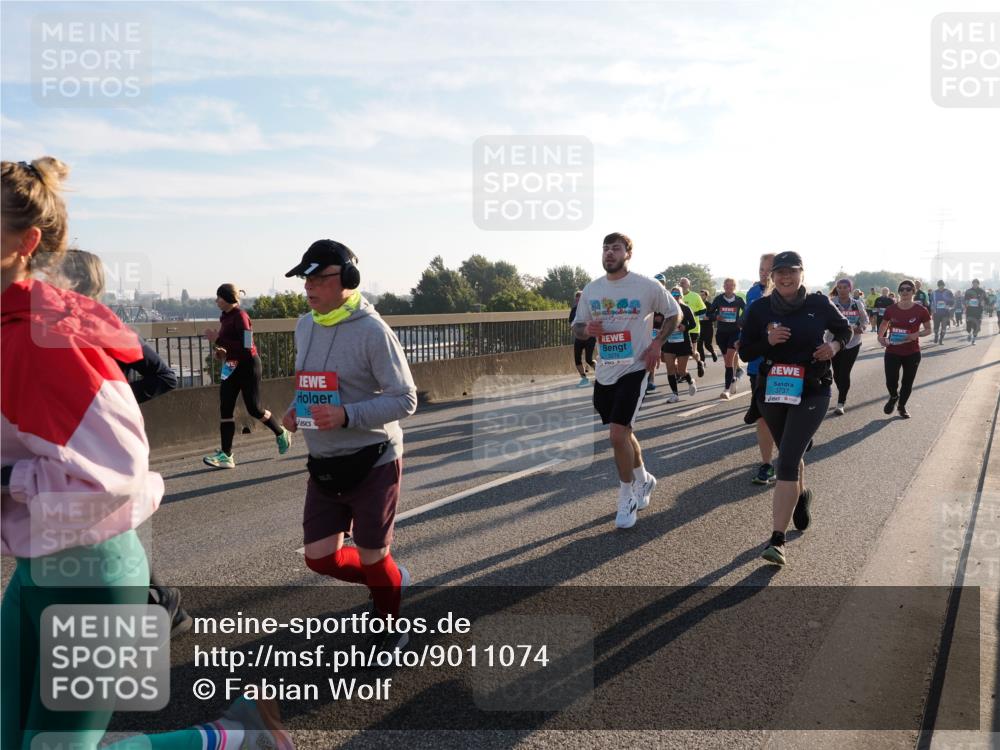 03.10.2025 - Köhlbrandbrückenlauf Fabian Wolf http://msf.ph/oto/9011074 03.10.2025 09:22:06 Position 3 16, 3737 meine-sportfotos.de