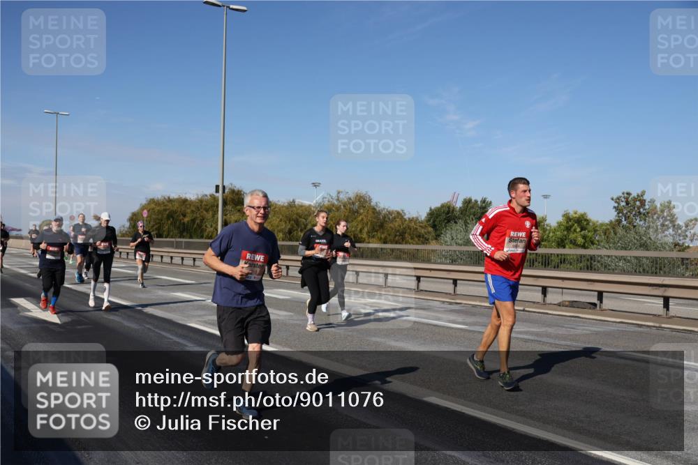 03.10.2025 - Köhlbrandbrückenlauf Julia Fischer http://msf.ph/oto/9011076 03.10.2025 12:58:04 Position 3 513, 6454 meine-sportfotos.de