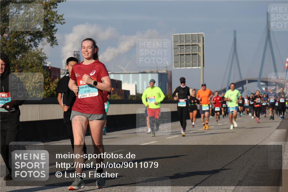 03.10.2025 - Köhlbrandbrückenlauf Luisa Fischer http://msf.ph/oto/9011079 03.10.2025 10:53:22 Position 3 1673, 1410 meine-sportfotos.de