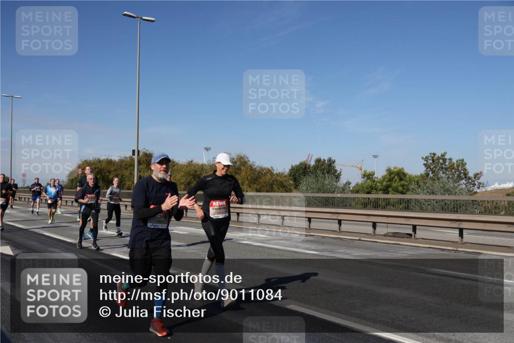 03.10.2025 - Köhlbrandbrückenlauf Julia Fischer http://msf.ph/oto/9011084 03.10.2025 12:58:06 Position 3 4873 meine-sportfotos.de