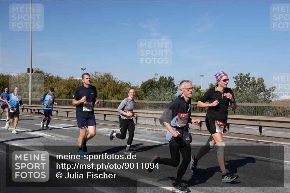 03.10.2025 - Köhlbrandbrückenlauf Julia Fischer http://msf.ph/oto/9011094 03.10.2025 12:58:09 Position 3 4617 meine-sportfotos.de