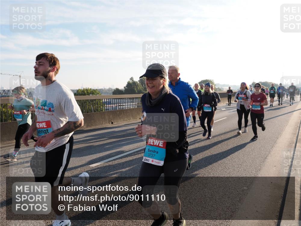 03.10.2025 - Köhlbrandbrückenlauf Fabian Wolf http://msf.ph/oto/9011110 03.10.2025 09:22:07 Position 3 3737 meine-sportfotos.de