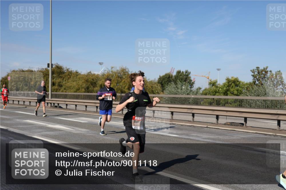 03.10.2025 - Köhlbrandbrückenlauf Julia Fischer http://msf.ph/oto/9011118 03.10.2025 12:58:12 Position 3 496 meine-sportfotos.de