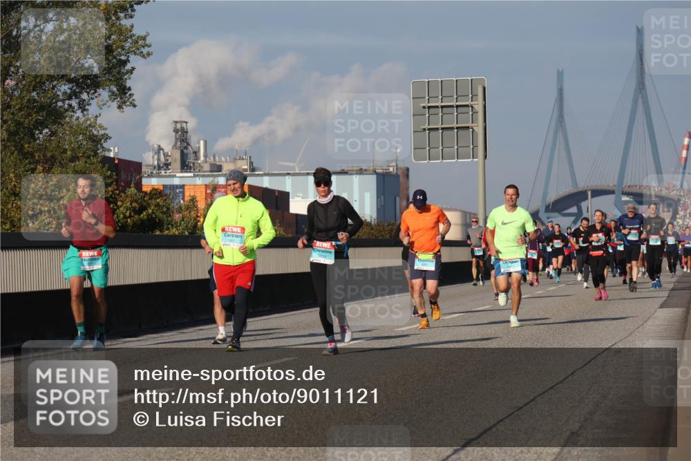 03.10.2025 - Köhlbrandbrückenlauf Luisa Fischer http://msf.ph/oto/9011121 03.10.2025 10:53:25 Position 3 1451, 2814 meine-sportfotos.de
