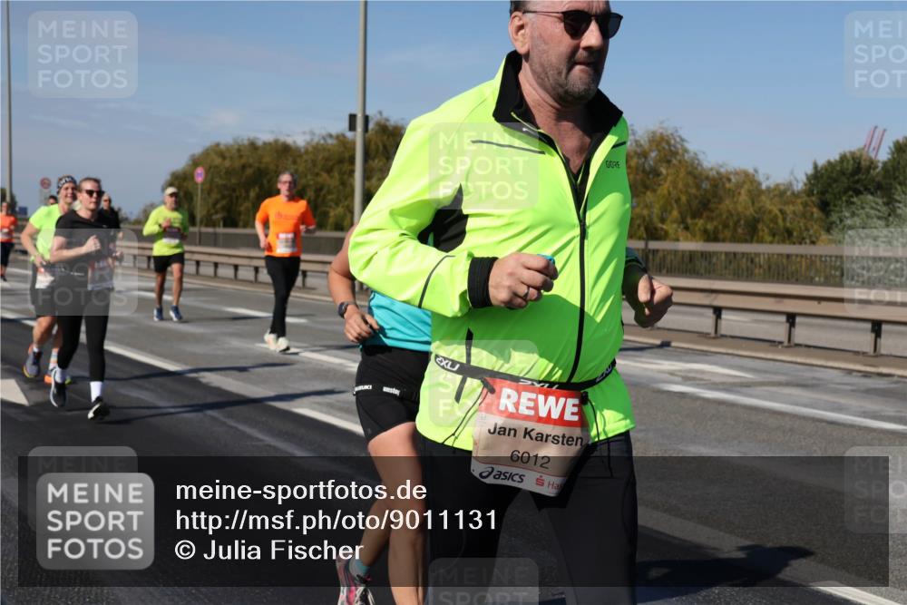 03.10.2025 - Köhlbrandbrückenlauf Julia Fischer http://msf.ph/oto/9011131 03.10.2025 12:58:17 Position 3 6012 meine-sportfotos.de