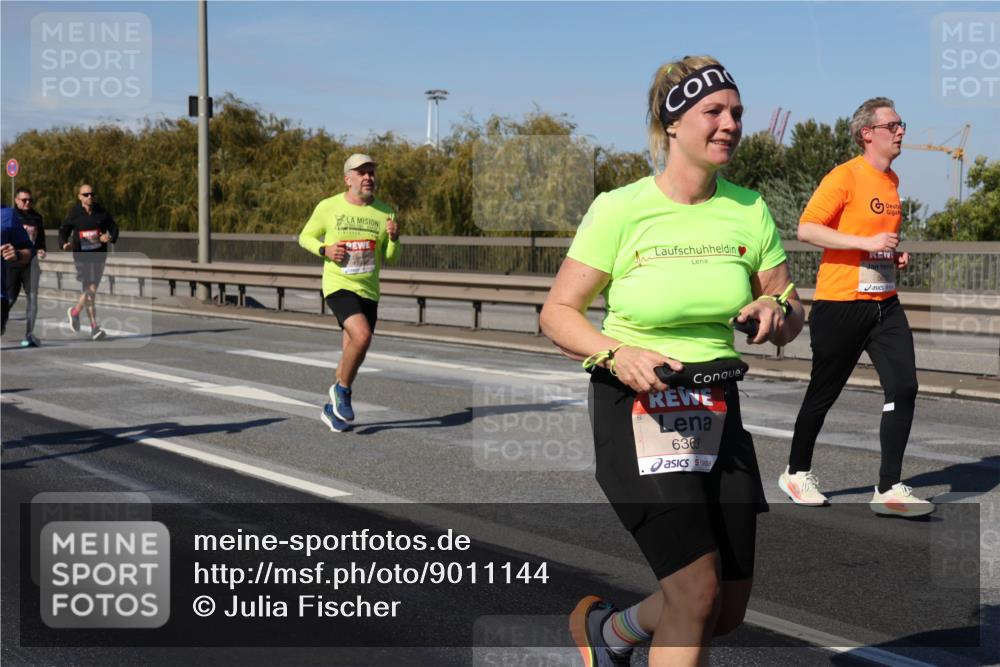 03.10.2025 - Köhlbrandbrückenlauf Julia Fischer http://msf.ph/oto/9011144 03.10.2025 12:58:20 Position 3 636 meine-sportfotos.de