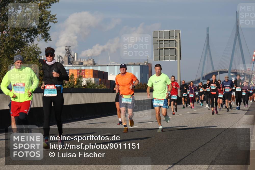 03.10.2025 - Köhlbrandbrückenlauf Luisa Fischer http://msf.ph/oto/9011151 03.10.2025 10:53:28 Position 3 1451, 2814, 2983, 2981 meine-sportfotos.de
