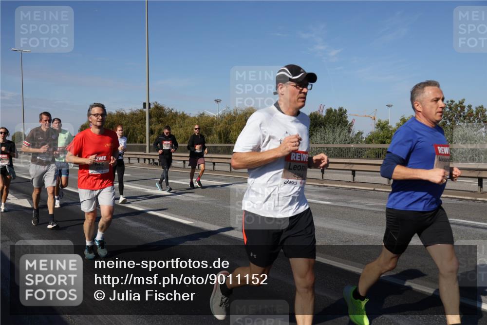 03.10.2025 - Köhlbrandbrückenlauf Julia Fischer http://msf.ph/oto/9011152 03.10.2025 12:58:22 Position 3 4854 meine-sportfotos.de