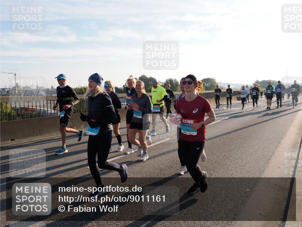 03.10.2025 - Köhlbrandbrückenlauf Fabian Wolf http://msf.ph/oto/9011161 03.10.2025 09:22:09 Position 3 1, 3110, 1920 meine-sportfotos.de