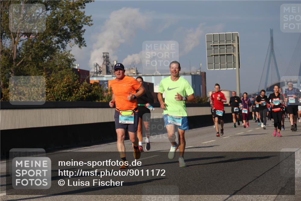 03.10.2025 - Köhlbrandbrückenlauf Luisa Fischer http://msf.ph/oto/9011172 03.10.2025 10:53:30 Position 3 2981, 2983 meine-sportfotos.de