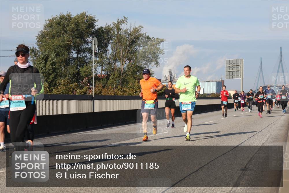 03.10.2025 - Köhlbrandbrückenlauf Luisa Fischer http://msf.ph/oto/9011185 03.10.2025 10:53:31 Position 3 2814 meine-sportfotos.de
