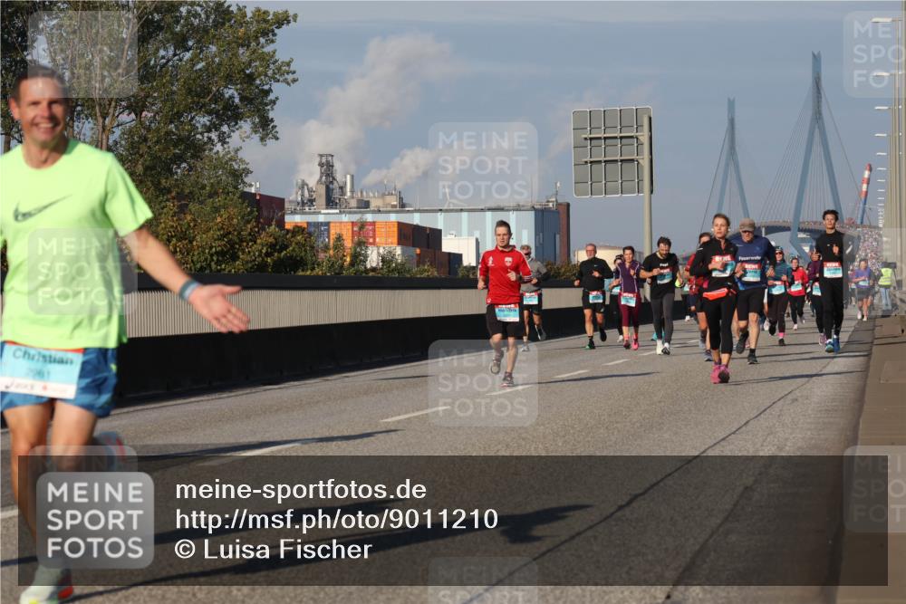 03.10.2025 - Köhlbrandbrückenlauf Luisa Fischer http://msf.ph/oto/9011210 03.10.2025 10:53:33 Position 3  meine-sportfotos.de