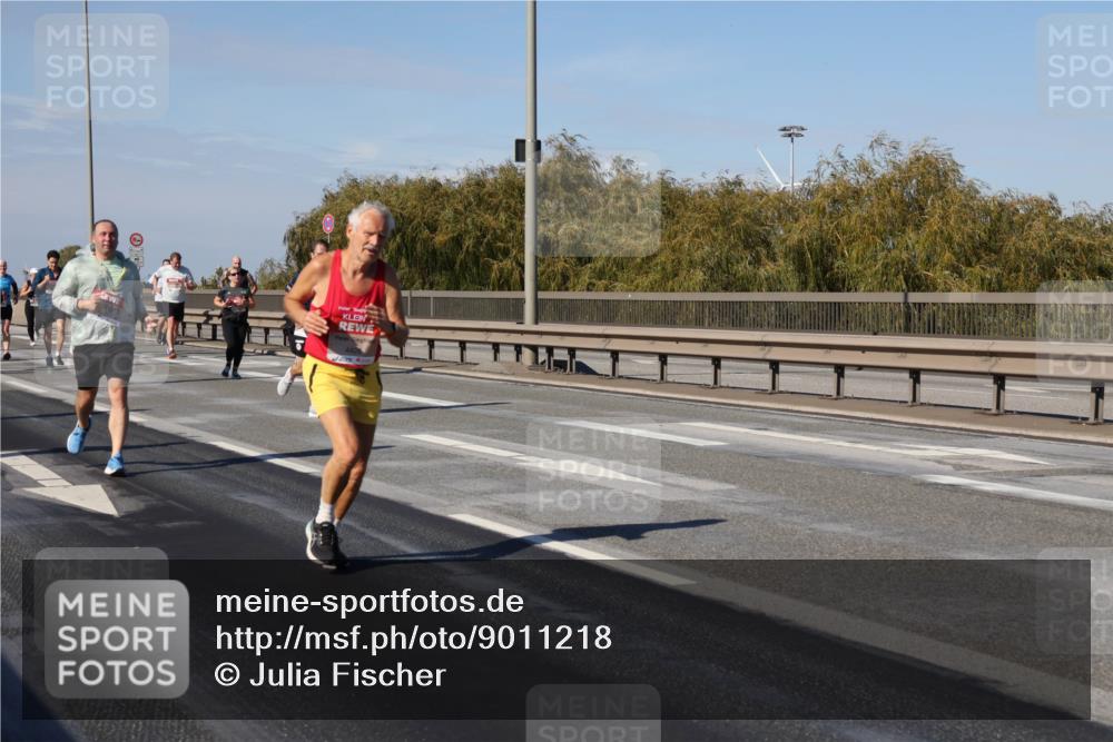 03.10.2025 - Köhlbrandbrückenlauf Julia Fischer http://msf.ph/oto/9011218 03.10.2025 12:58:38 Position 3  meine-sportfotos.de