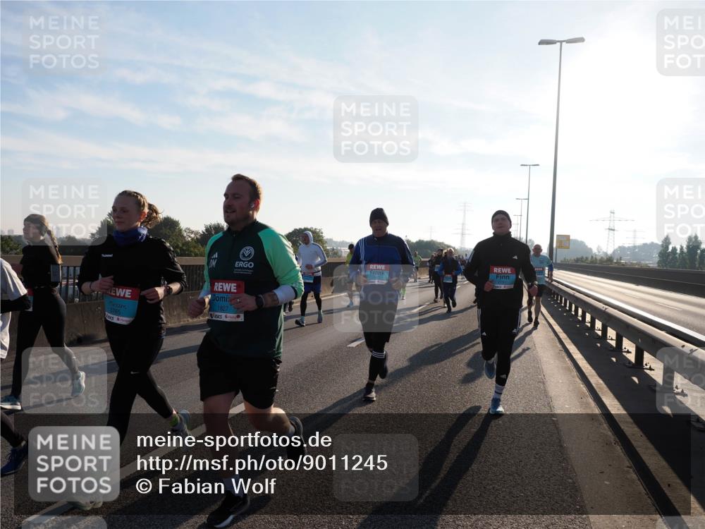 03.10.2025 - Köhlbrandbrückenlauf Fabian Wolf http://msf.ph/oto/9011245 03.10.2025 09:22:14 Position 3 3765, 1827 meine-sportfotos.de