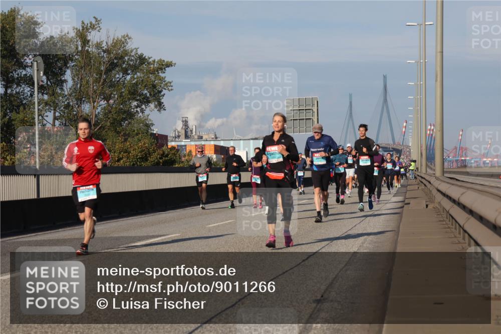 03.10.2025 - Köhlbrandbrückenlauf Luisa Fischer http://msf.ph/oto/9011266 03.10.2025 10:53:38 Position 3  meine-sportfotos.de