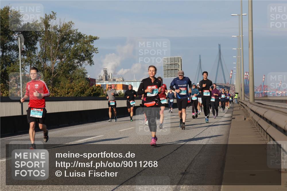 03.10.2025 - Köhlbrandbrückenlauf Luisa Fischer http://msf.ph/oto/9011268 03.10.2025 10:53:39 Position 3 3569 meine-sportfotos.de