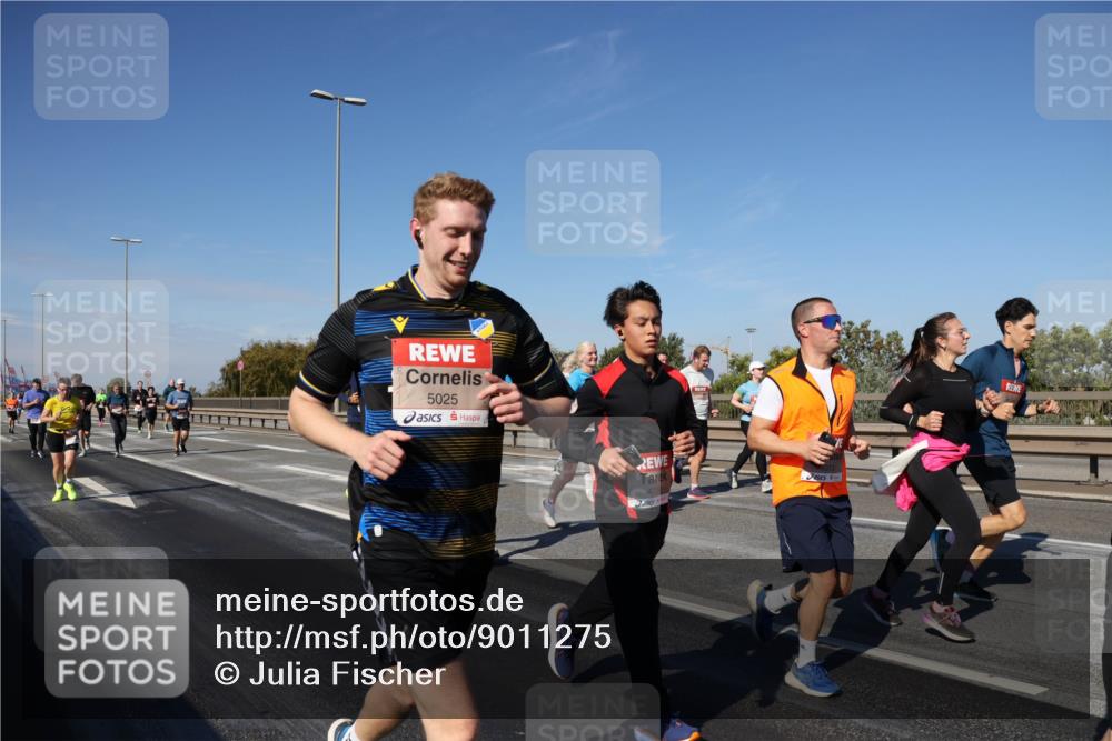 03.10.2025 - Köhlbrandbrückenlauf Julia Fischer http://msf.ph/oto/9011275 03.10.2025 12:58:48 Position 3 5025, 4736 meine-sportfotos.de