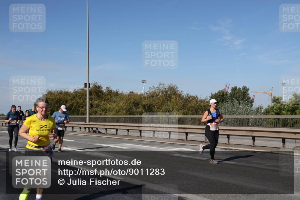 03.10.2025 - Köhlbrandbrückenlauf Julia Fischer http://msf.ph/oto/9011283 03.10.2025 12:58:50 Position 3  meine-sportfotos.de