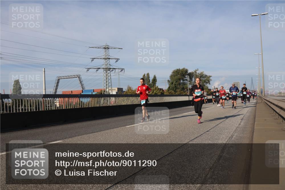 03.10.2025 - Köhlbrandbrückenlauf Luisa Fischer http://msf.ph/oto/9011290 03.10.2025 10:53:41 Position 3  meine-sportfotos.de