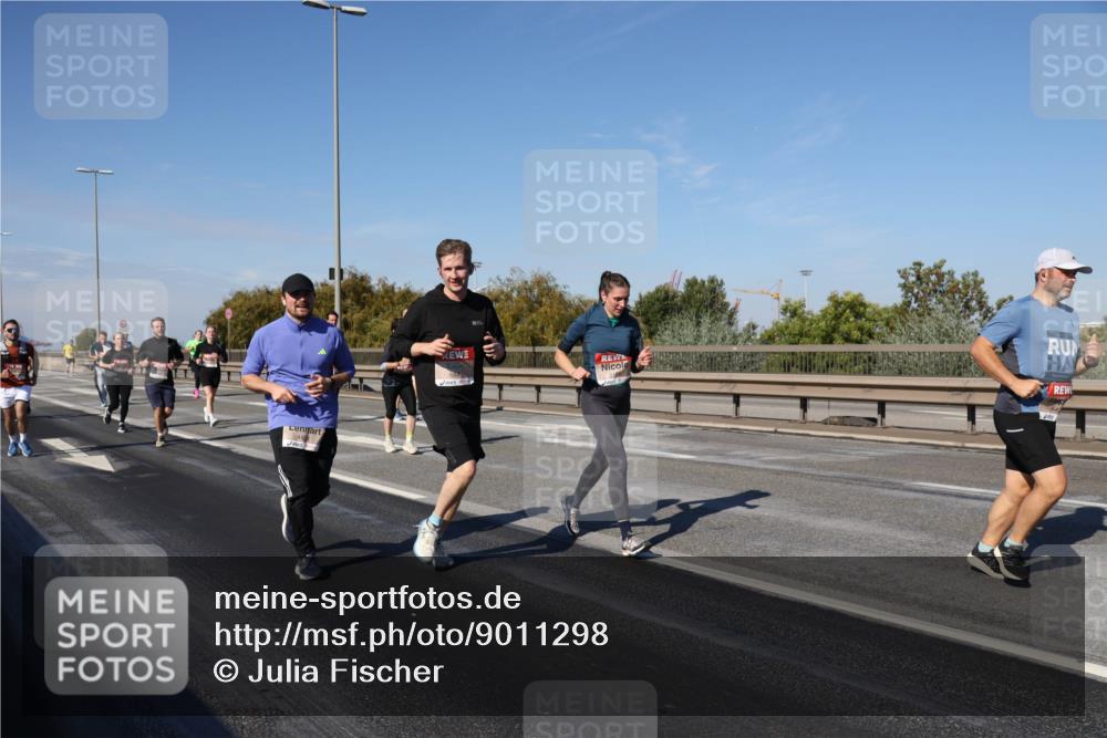 03.10.2025 - Köhlbrandbrückenlauf Julia Fischer http://msf.ph/oto/9011298 03.10.2025 12:58:55 Position 3  meine-sportfotos.de