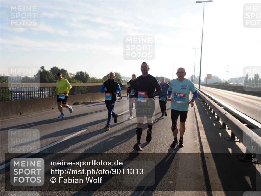 03.10.2025 - Köhlbrandbrückenlauf Fabian Wolf http://msf.ph/oto/9011313 03.10.2025 09:22:17 Position 3 2847, 82, 2848 meine-sportfotos.de