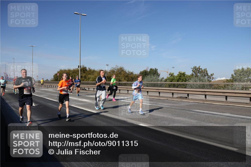 03.10.2025 - Köhlbrandbrückenlauf Julia Fischer http://msf.ph/oto/9011315 03.10.2025 12:59:00 Position 3  meine-sportfotos.de