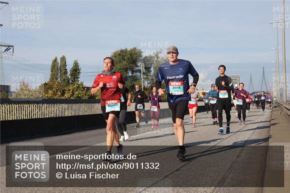 03.10.2025 - Köhlbrandbrückenlauf Luisa Fischer http://msf.ph/oto/9011332 03.10.2025 10:53:44 Position 3 1363, 1250 meine-sportfotos.de