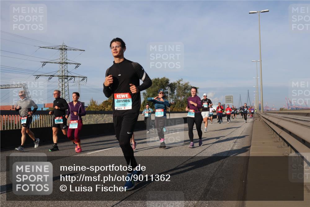 03.10.2025 - Köhlbrandbrückenlauf Luisa Fischer http://msf.ph/oto/9011362 03.10.2025 10:53:48 Position 3 1089 meine-sportfotos.de