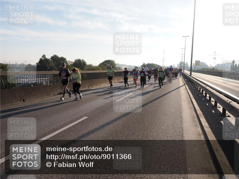 03.10.2025 - Köhlbrandbrückenlauf Fabian Wolf http://msf.ph/oto/9011366 03.10.2025 09:22:20 Position 3  meine-sportfotos.de