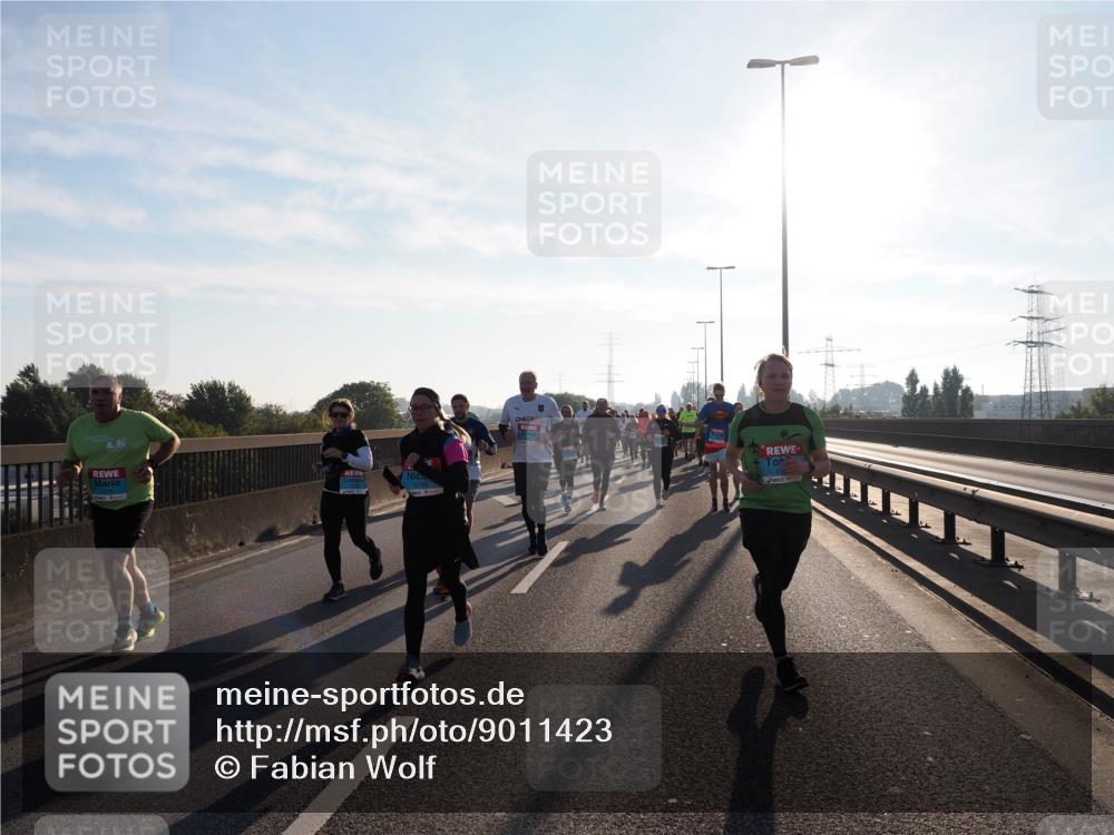 03.10.2025 - Köhlbrandbrückenlauf Fabian Wolf http://msf.ph/oto/9011423 03.10.2025 09:22:23 Position 3 24 meine-sportfotos.de