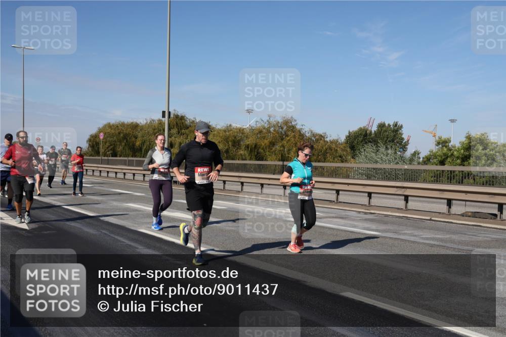 03.10.2025 - Köhlbrandbrückenlauf Julia Fischer http://msf.ph/oto/9011437 03.10.2025 12:59:37 Position 3  meine-sportfotos.de