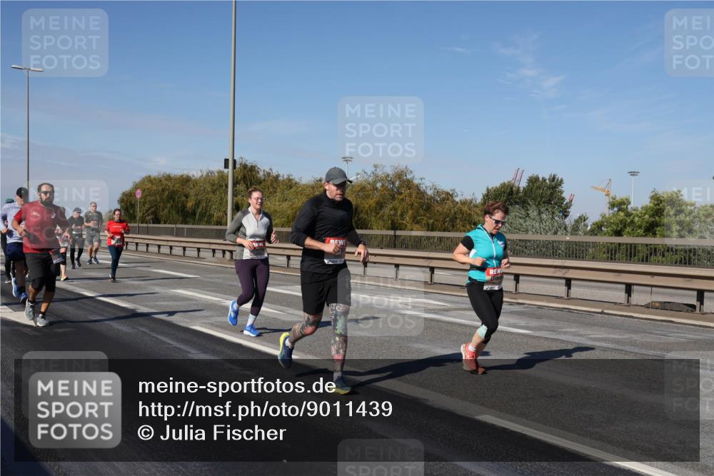 03.10.2025 - Köhlbrandbrückenlauf Julia Fischer http://msf.ph/oto/9011439 03.10.2025 12:59:37 Position 3  meine-sportfotos.de