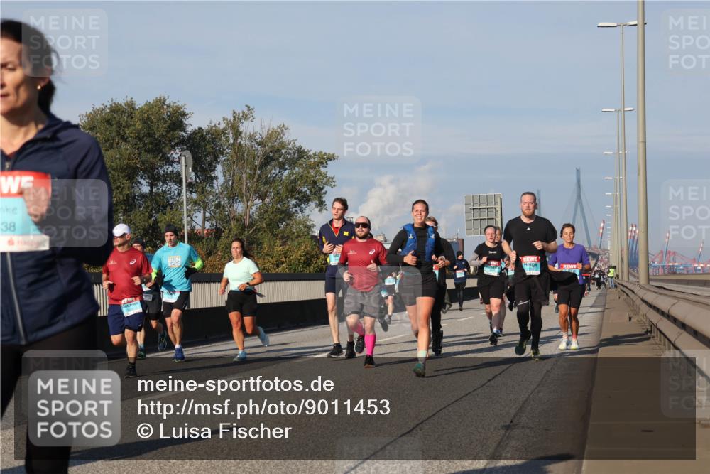 03.10.2025 - Köhlbrandbrückenlauf Luisa Fischer http://msf.ph/oto/9011453 03.10.2025 10:53:56 Position 3 38 meine-sportfotos.de