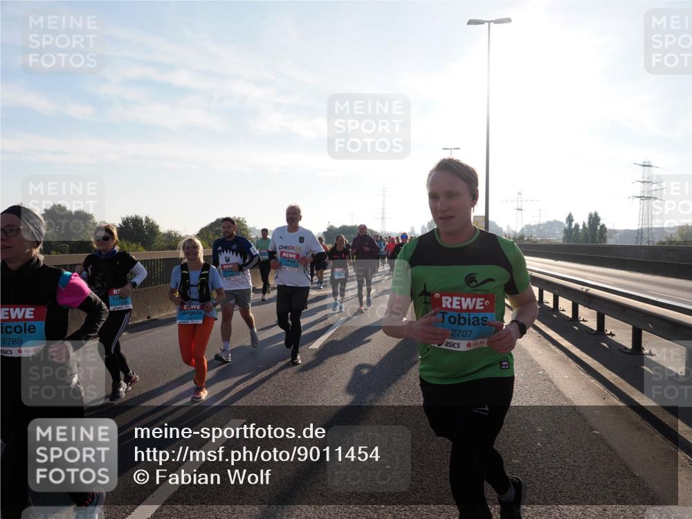 03.10.2025 - Köhlbrandbrückenlauf Fabian Wolf http://msf.ph/oto/9011454 03.10.2025 09:22:24 Position 3 2789, 24, 0, 2707 meine-sportfotos.de